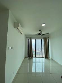 KL Traders Actual Unit: Kitchen 4 Airconds & Fridge
