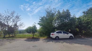 HILLTOP END LOT 2-Storey Terrace @ Sungai Buloh Country Resort