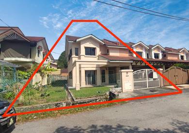 HILLTOP END LOT 2-Storey Terrace @ Sungai Buloh Country Resort