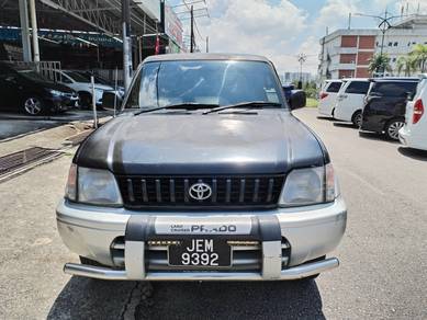 Toyota LANDCRUISER 2.7 PRADO SLW (M)