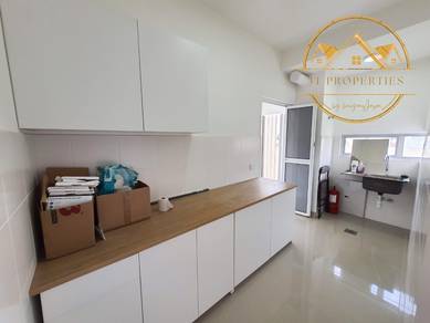 [UPPERUNIT🌈PARTFURNISH] Townhouse Casa Bluebell Bellevue Cybersouth