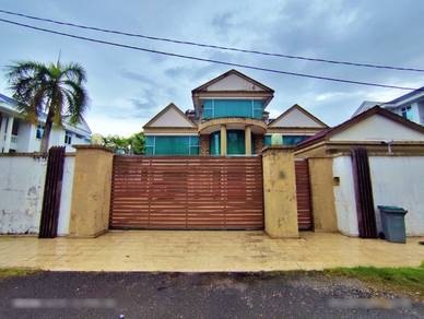 3 Storey Bungalow House JB Town Taman Kolam Air