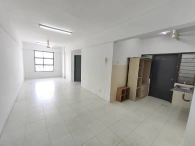 Calisa Residence Rent, 3 Rooms Basic unit, Taman Mas Puchong
