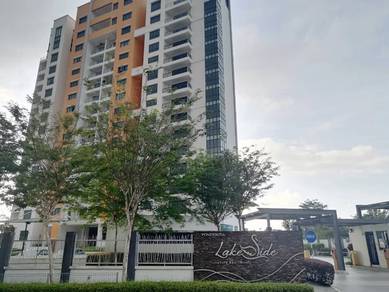 3Bedroom Ponderosa Lakeside Apartment Taman Molek