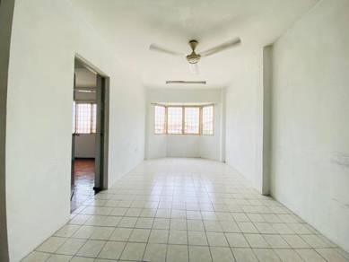Permai apartment 3rd floor , walk up damansara damai