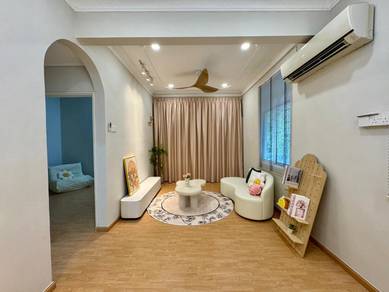 Townhouse Corner Upper unit ,Full Reno ,Actual Pic,Taman Bukit teratai