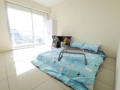 [Female Unit]Setapak PV20 Balcony Room with Comfy Mattress to Rent