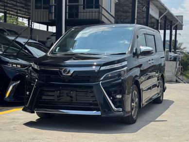 Toyota VOXY 2.0 ZS KIRAMEKI II (A)