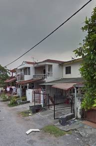 Seksyen 17  Shah Alam Selangor  2 Storey Terrace House