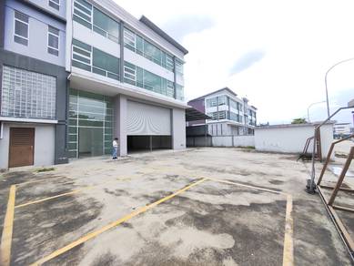 2.5 Storey Semi D Factory  Villaraya , Semenyih for rent