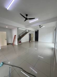 Nusa Idaman Jln Idaman 8 @ Double Storey Endlot (22x75+10ft Land)