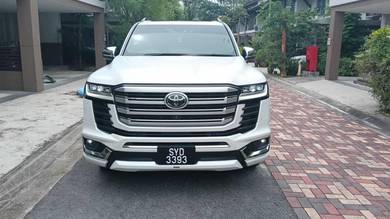 BLACK INTERIOR 2023 Toyota LANDCRUISER 3.5 ZX (A)
