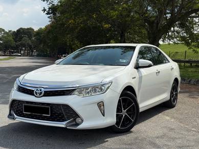 Toyota CAMRY 2.5 HYBRID(A)UMW SVC/NEW BATTERY