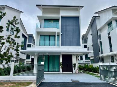 FACING OPEN Bungalow 3 Storey Alam Jaya Puncak Alam