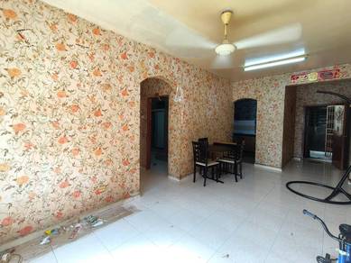 Flat Pulai Perdana Renovated Kangkar, Pulai