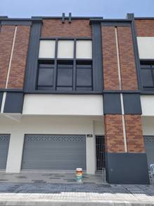 New Shop Lot Emporia Alamsari Kajang Selangor.