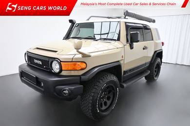 Toyota FJ 4.0 CRUISER (A) TIPTOP CONDITION