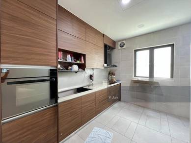3-Storey House @ Kinrara Residence, Fully Furnished @ Puchong