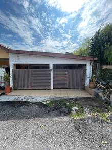 Renovated End lot Single Storey @ Taman Desa Vista Sepang