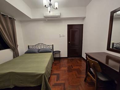 Middle Room in Bukit Bintang, KL (ONE WORKING OFFICE JOB PROFESSIONAL)