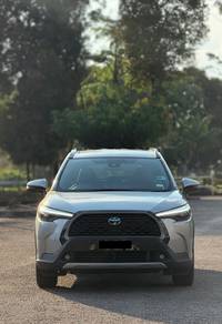 Toyota COROLLA CROSS 1.8 HYBRID ( Good Car )