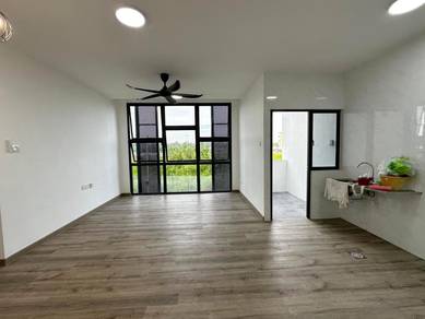 Stutong Baru, Ixora Court Apartment! Urgent Sale! Near Aeroville!
