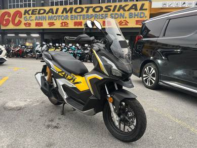 2023/03 FullLoan ! Honda ADV 160 STD "Mileage 10K