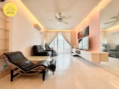 Nicely Renovated !! Bayswater Condo, 1302 Sqft, Hi-floor, Keys With Me