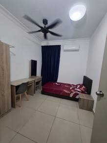 Pacific Place @Ara Damansara Middle Room Female Unit For Rent