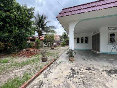 Sungai Siput Huge Land Size Single Storey Bungalow For Sales
