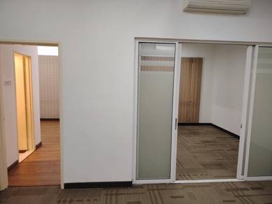 Cova Square office near Segi College, Thomson Hospital & Mrt Station
