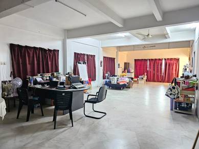 Serdang Kampung Seri Kembangan Double Storey Bungalow For Sale