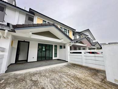 Bandar Tiram 2 Storey House (Brand new house)
