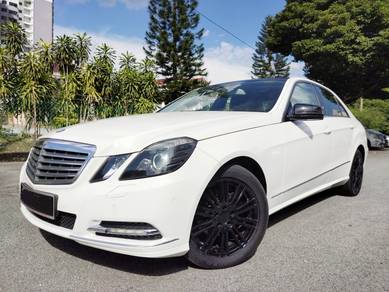 Mercedes Benz E200 CGI (CBU) 2.0 (A) W212