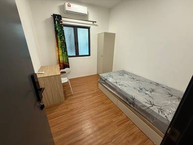 ( Nice Room ) Big Medium Room For Rent