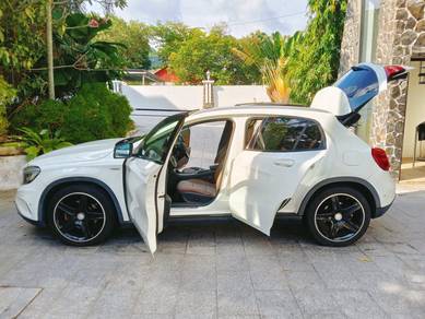 Mercedes Benz GLA250 2.0 (A) OWNER TUKA MPV