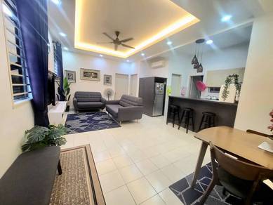 Renovated Cantik Partially Furnished Eristana Townhouse, Saujana Utama