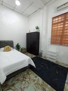 Bilik sewa CANTIK BERSIH FULLY FURNISHED no agent direct Owner