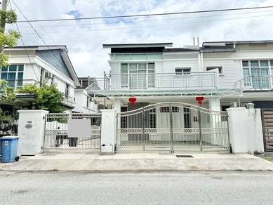 RENOVATED+ SPACIOUS ! SP9 Bandar Saujana Putra 2 Storey Semi D Cluster