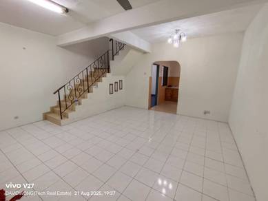 Facing Open Lep 2 Storey Lestari Putra Permai Equine Seri Kembangan