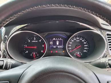 Kia Carnival 2.2 (A) Luxury 8 Seaters