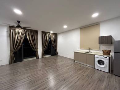 Henna Actual Unit: fridge, washing machine, curtains, airconds