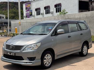Toyota INNOVA 2.0 E (A)