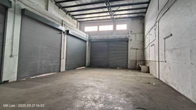 Aman Perdana, Kapar Klang-1.5 Storey Link Factory Warehouse for Rent/S
