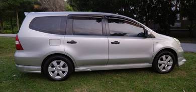 Nissan GRAND LIVINA 1.6 PREMIUM/LUXURY (A)