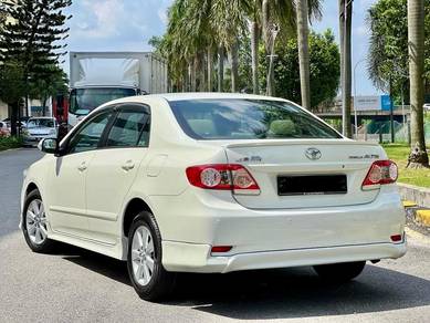 Toyota COROLLA ALTIS 1.6 E FACELIFT NEW PAINT