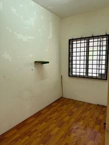 Pangsapuri Sri Murni Bandar Sungai Long, Non Bumi Leasehold,2nd Floor