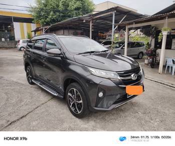 Perodua ARUZ 1.5 AV (A)