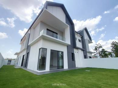 New-Semi-Detached-House-for-sale-Bandar-Sri-Sendayan-Negeri-Sembilan-1