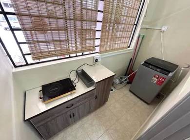 Nusa Bestari Nusavilla @ Fully Renovated 3Bed 2Bath (Full Loan Unit)